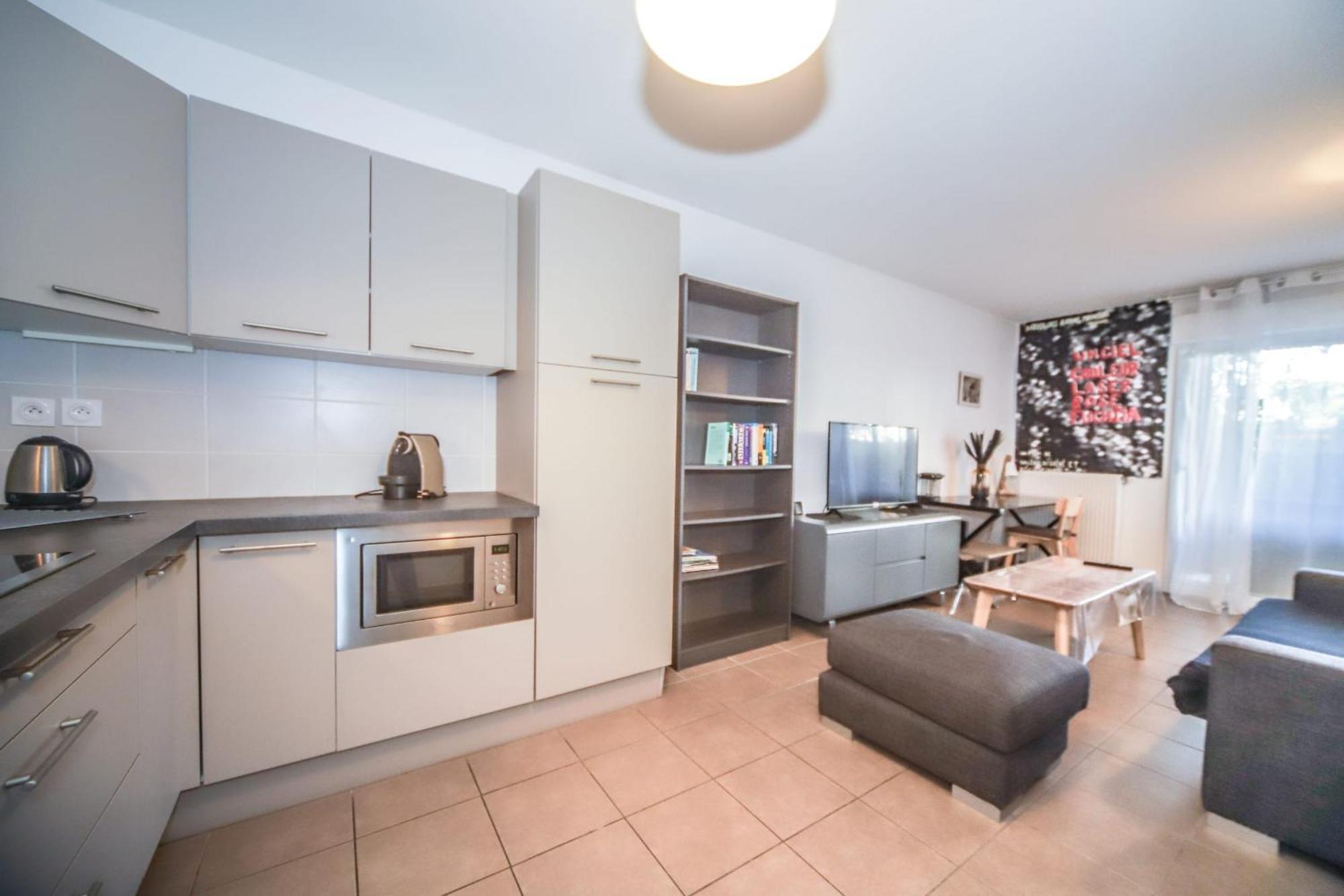 T2 Florescence Proche Montpellier Parking Кастельно-ле-Лез Экстерьер фото