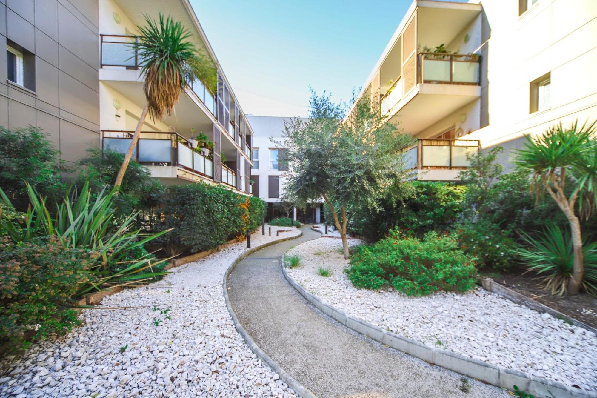 T2 Florescence Proche Montpellier Parking Кастельно-ле-Лез Экстерьер фото